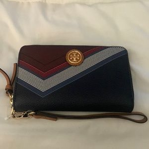 Tory Burch wristlet wallet
